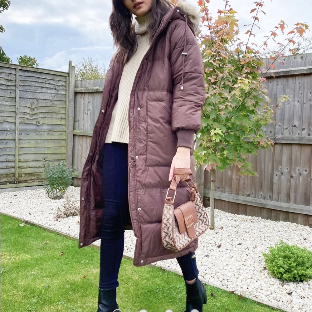 Longline padded puffer jacket with faux-fur trim hood in chocolate